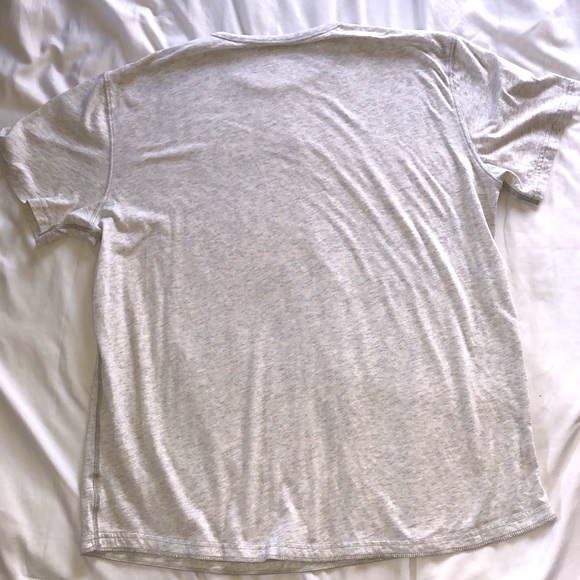 American Eagle T-Shirt - Picture 4 of 5